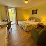 Altes Kasino Am Hotel 3*