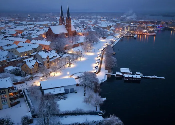 فندق Altes Kasino Am 3*