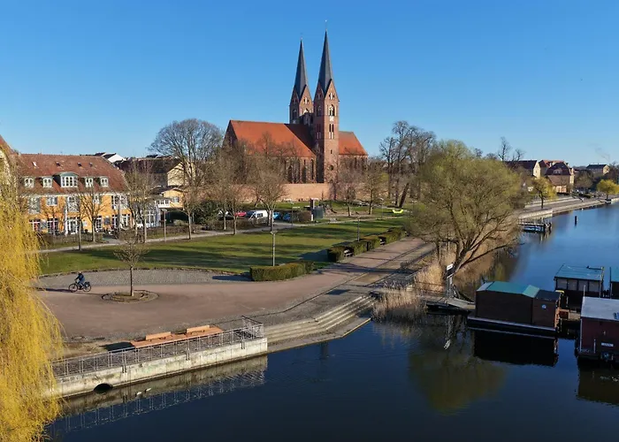 فندق Altes Kasino Am نيوروبين