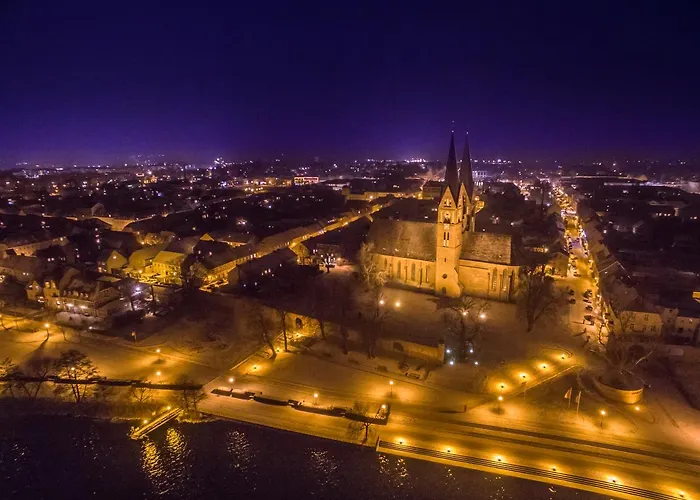 Altes Kasino Am 3* ノイルピーン