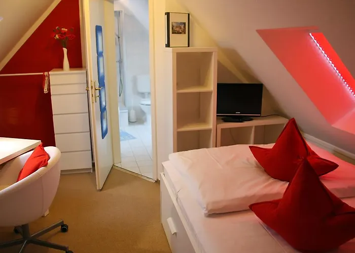 Altes Kasino Am 3* نيوروبين